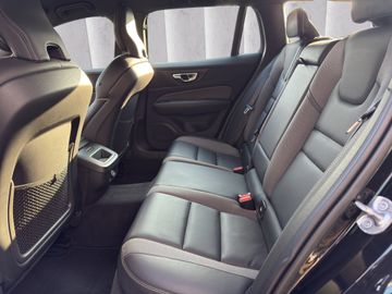 Volvo V60 - 11