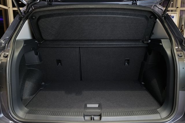 Volkswagen T-Cross 1.0TSI DSG Energy AHK RKAM ACC Totwinkel