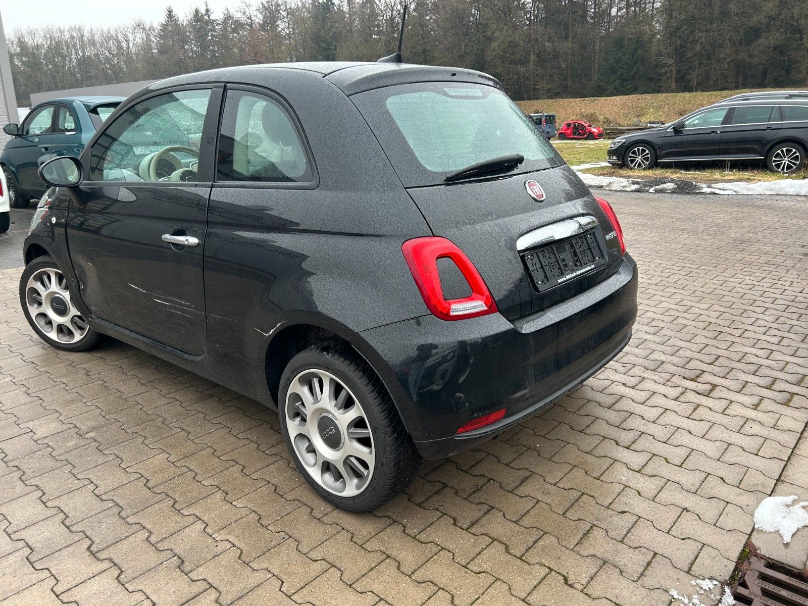 Fahrzeugabbildung Fiat 500 1.0  Dolcevita