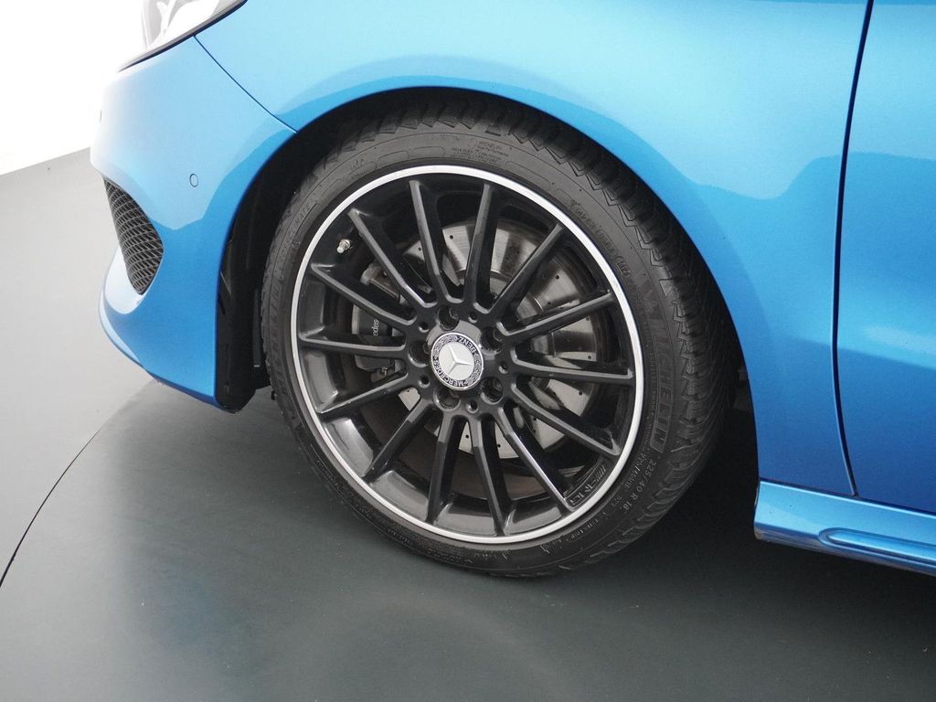 Mercedes-Benz B 250 4Matic Prestige AMG Styling AHK 1500 KG Le