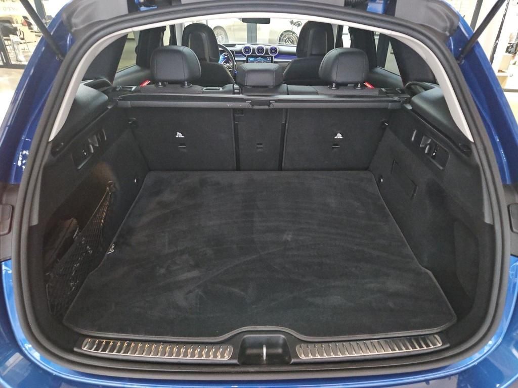 Fahrzeugabbildung Mercedes-Benz GLC 200 4M Avant AHK Pano HUD 360° LED Burmester