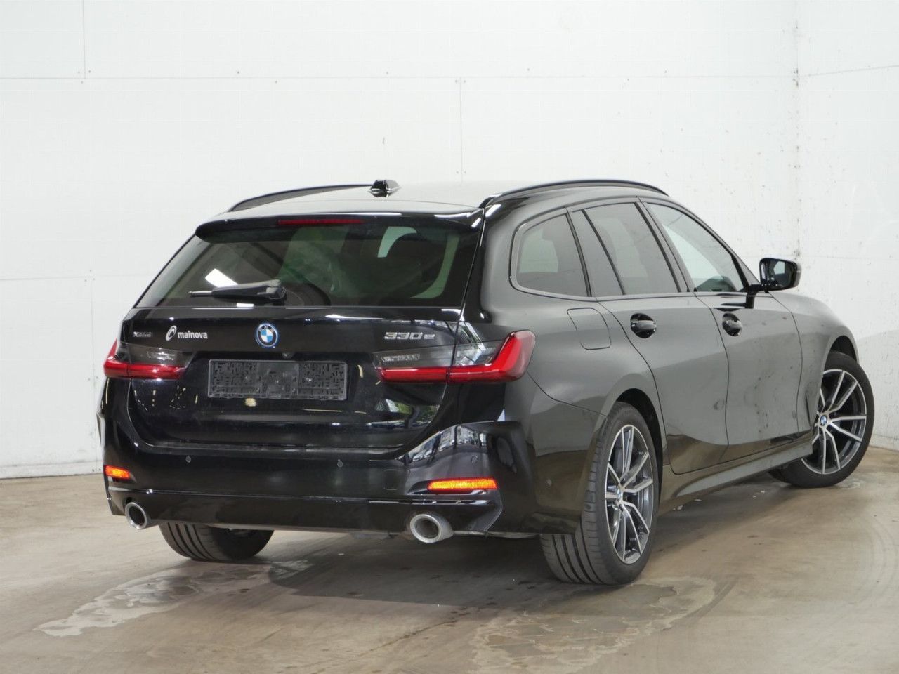 BMW 330 - Bild 6