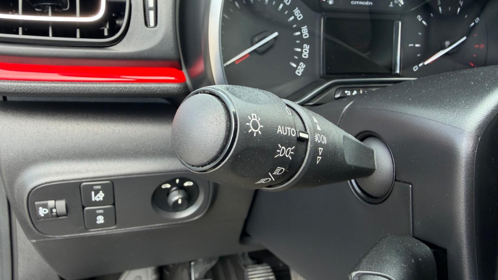 Citroën C3 Feel, Sitzheizung, Einparkhilfe, LED