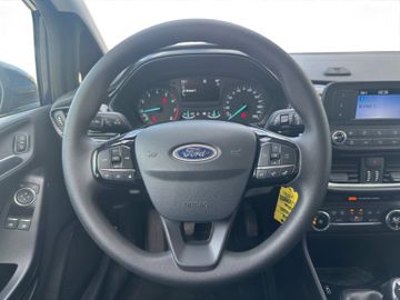 Ford Fiesta 1.1 Cool & Connect PDC+SpurH+KlimaA