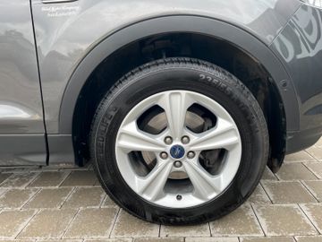 Ford Kuga - 9