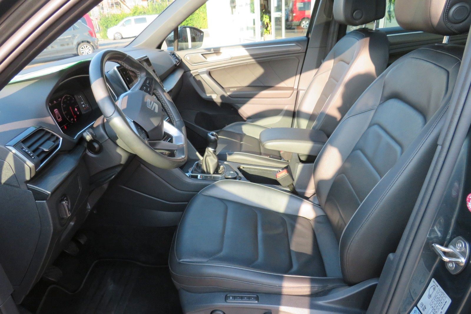 Fahrzeugabbildung SEAT Tarraco Xcellence PANO 7S ACC NAVI LEDER  LED