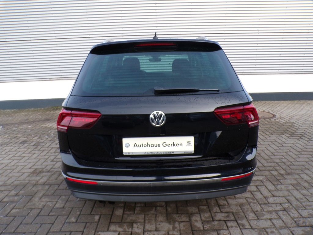 Fahrzeugabbildung Volkswagen Tiguan 2.0 TDI Highline BMT/Start-Stopp 4Motion
