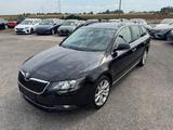 Skoda Superb Combi Exclusive 2.0 TDI DSG Navi PDC Xeno - Skoda Superb mit Diesel-Antrieb: Exclusive