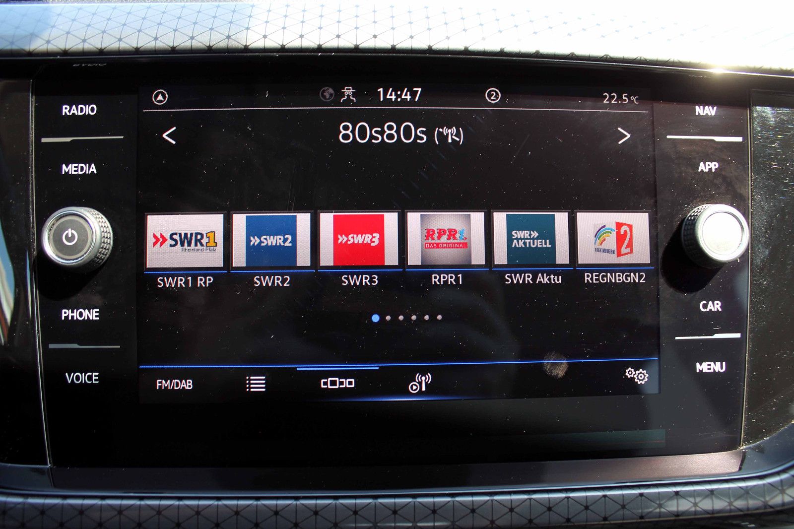 Fahrzeugabbildung Volkswagen T-Cross 1.0 TSI DSG Style ACC NAVI KAM PDC AHK