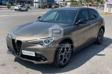 Alfa-Romeo Stelvio - 1