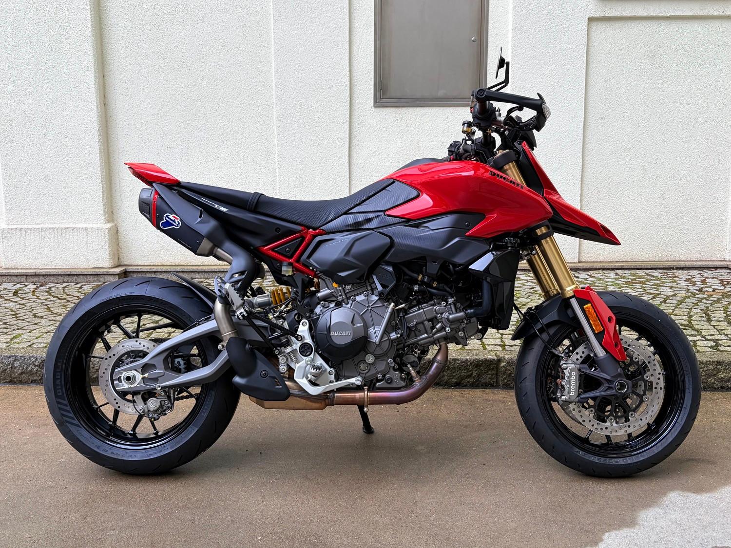 Ducati Hypermotard V2 TERMI SOFORT VERFÜGBAR 1% ZINS