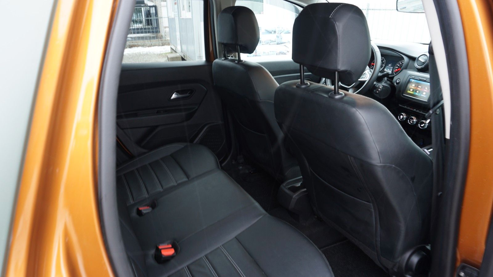 Fahrzeugabbildung Dacia Duster Adventure AHK,Scheckheft,Leder,LED,Navi