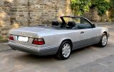 Mercedes-Benz E  220 Cabrio W 124 Scheckheft & Gutachten - Mercedes-Benz 220: Cabrio, 220s