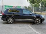 Volkswagen Tiguan Allspace Comfortline*7Sitzer*Panorama*LED - gebrauchte VW Tiguan Allspace aus dem Jahr 2019