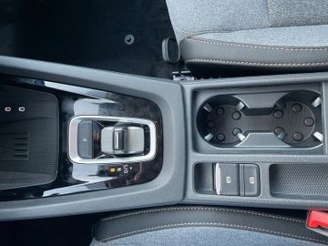 Skoda Octavia Combi 2.0 TDI DSG *AHK*MATRIX*PANO*NAVI*