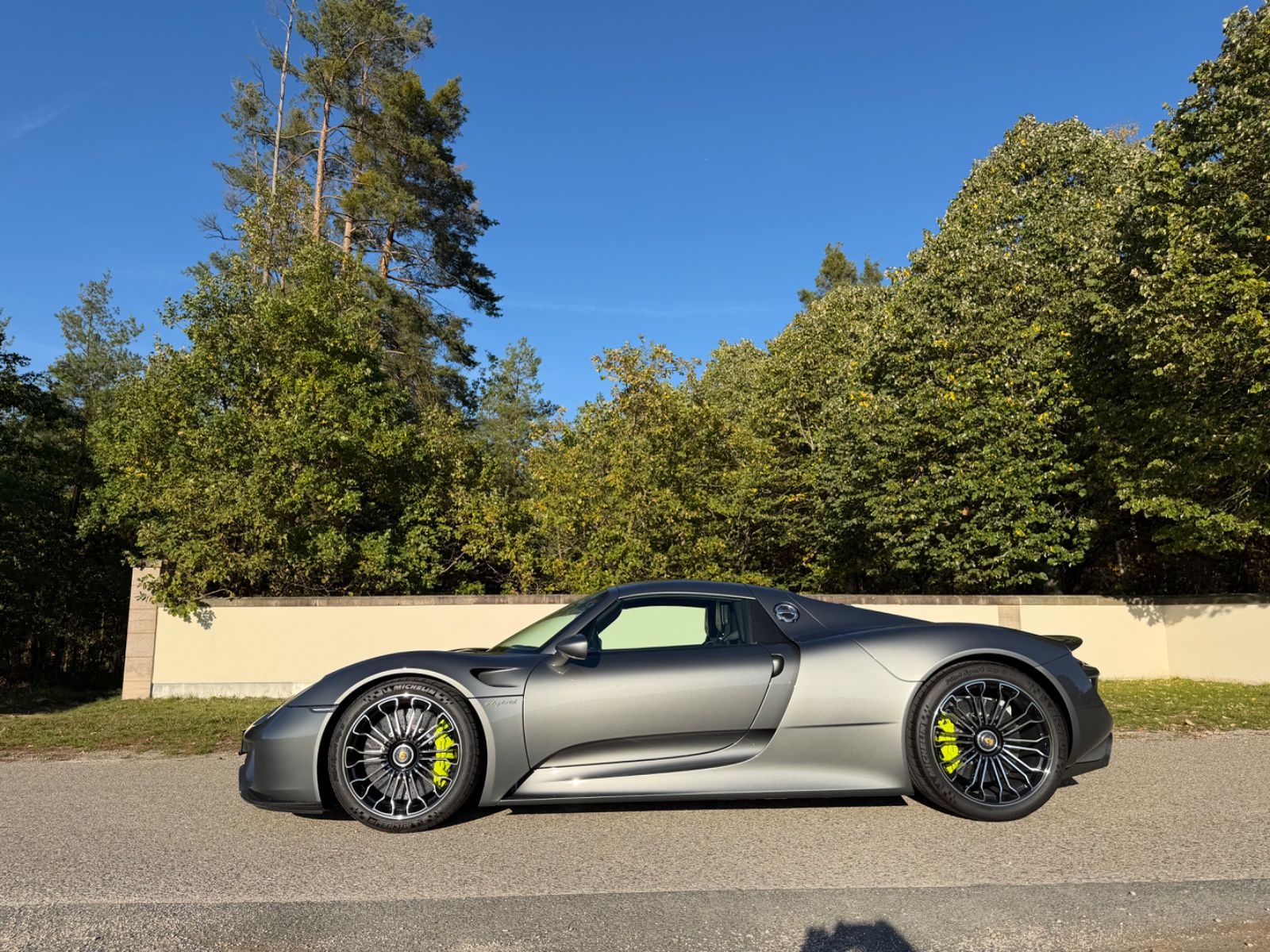 Porsche 918 Spyder METEORGRAU  LIFT 2