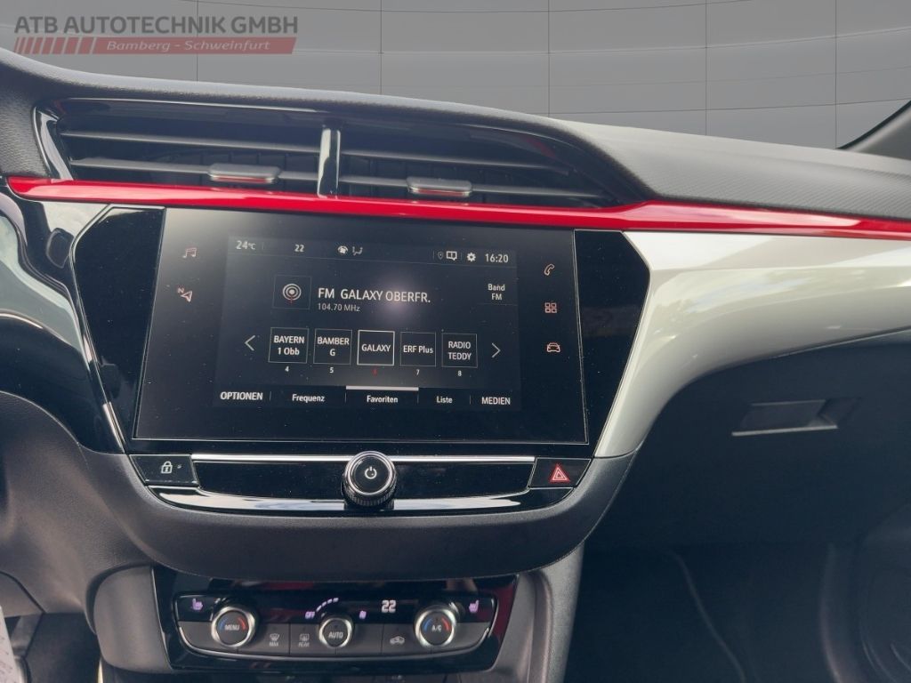 Fahrzeugabbildung Opel Corsa GS, AHK, SHZ, Apple CarPlay / Android Auto