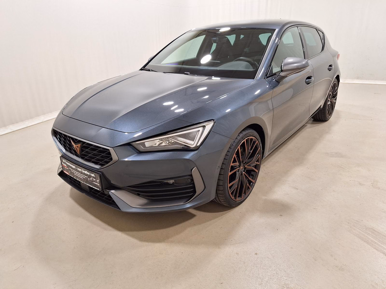 Cupra Leon 2.0 TSI DSG ACC Navi LED Beats Winter 19", миниатюра 2
