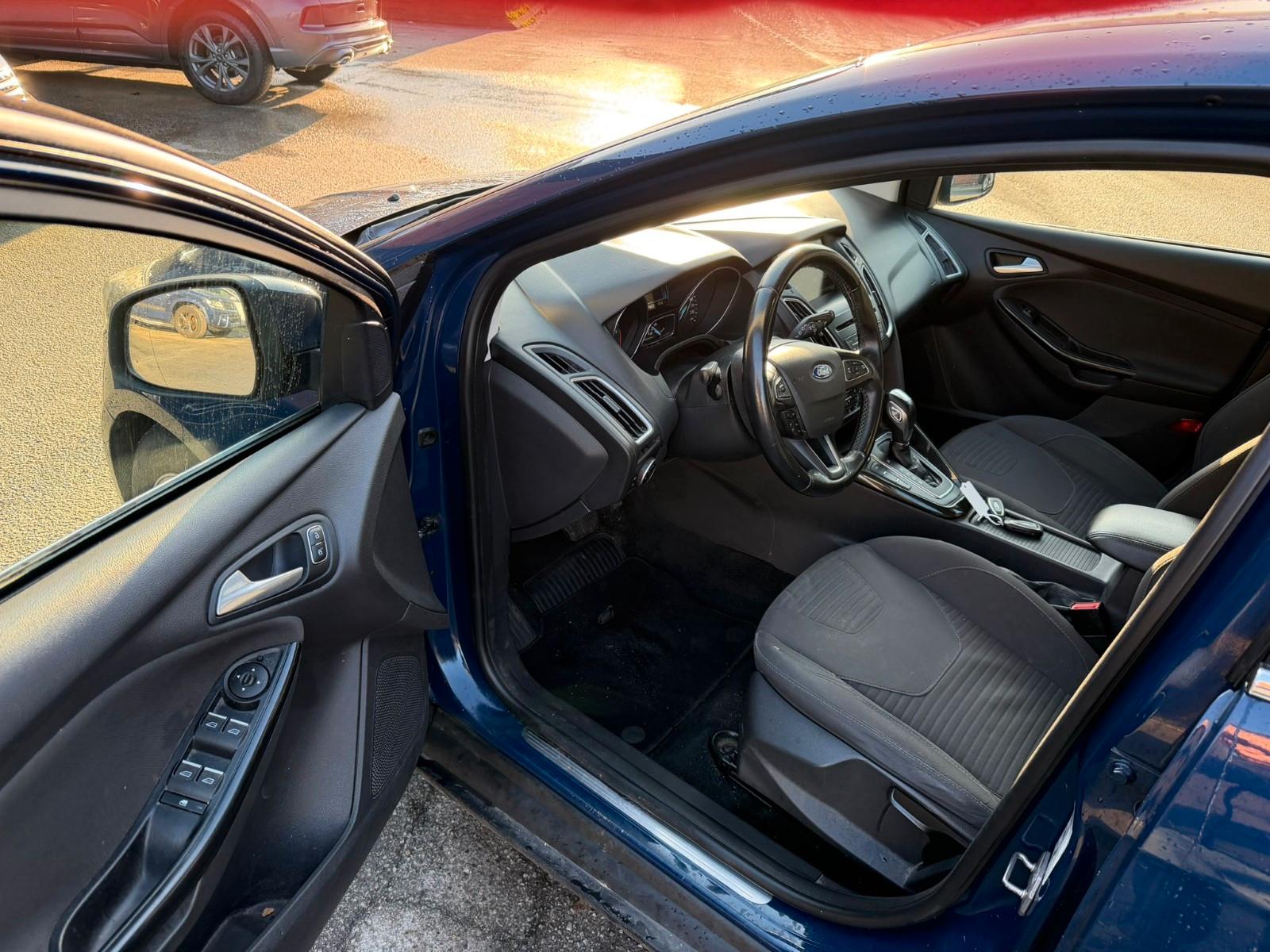 Ford Focus 2015 — photo 8