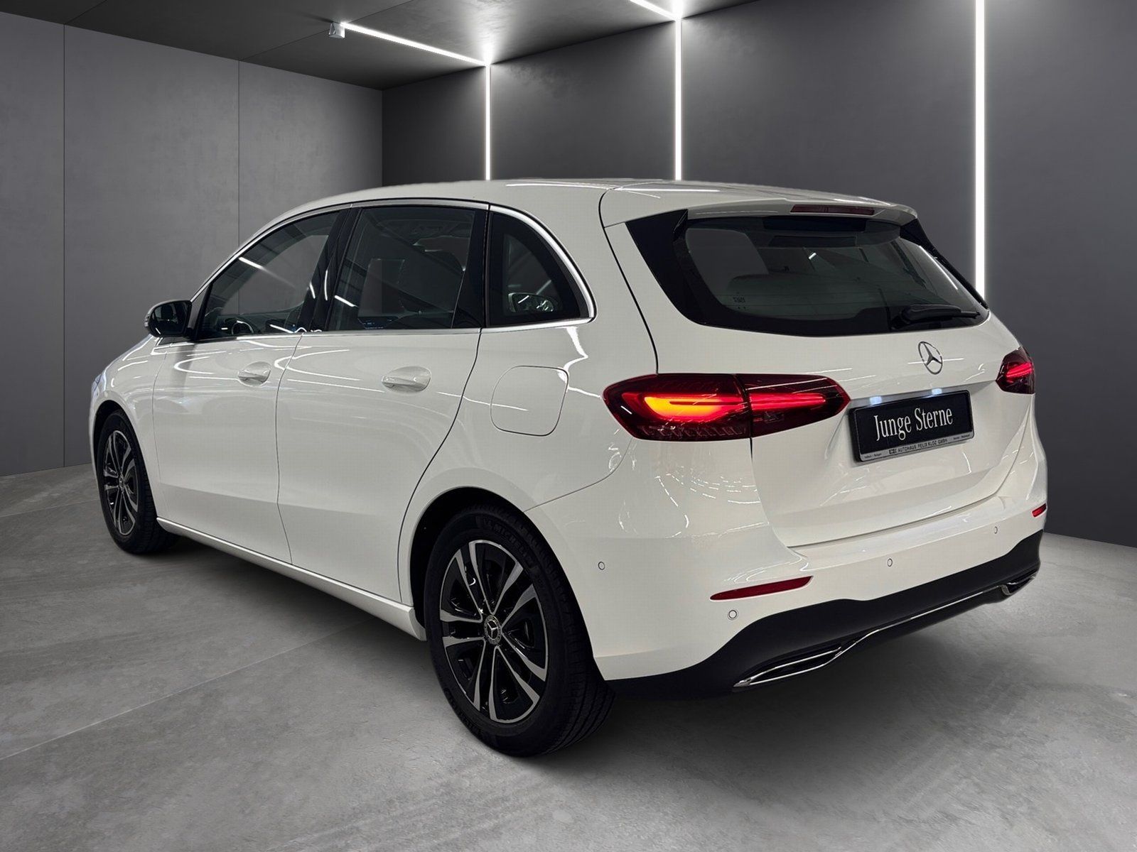 Fahrzeugabbildung Mercedes-Benz B 200 Progressive Adv.*Kamera*LED*CarPlay*MBUX*