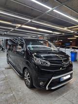 Toyota Proace (Verso) 2,0-l-D-4D 130kW L2 Team Deut... - Toyota Gebrauchtwagen in Düsseldorf