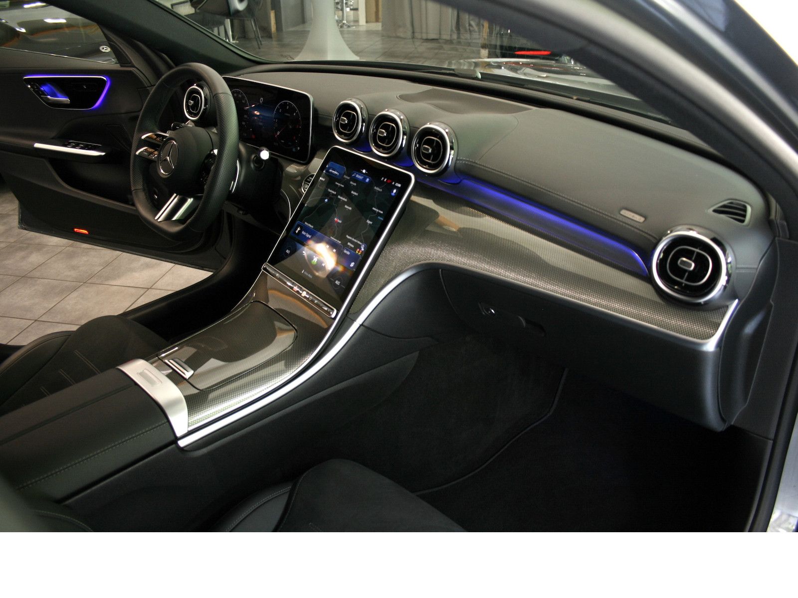 Fahrzeugabbildung Mercedes-Benz C 200 Td AMG *AHK*Night*19 Zoll AMG*Totwinkel