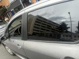 Peugeot 307. 2002 - Peugeot 307 aus 2001