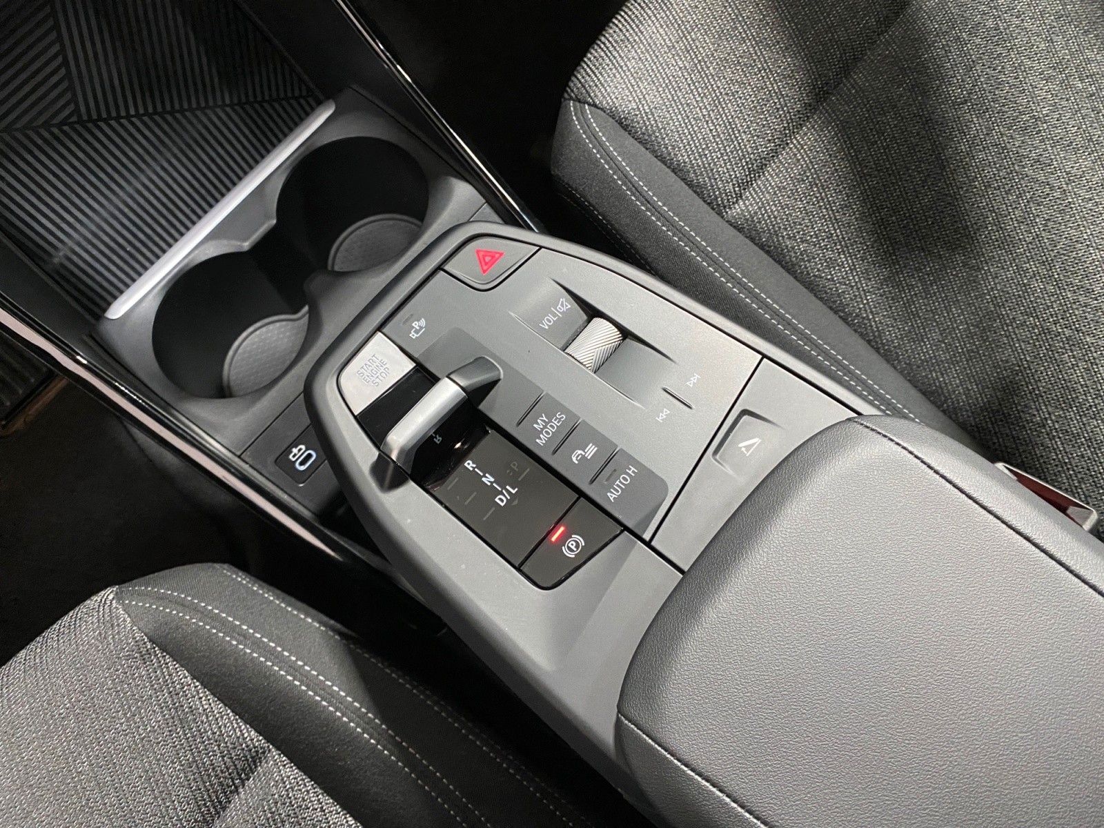 BMW X1 xDrive25e Steptronic Navi Kamera LED DAB PDC foto 8