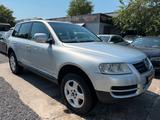 Volkswagen Touareg 2.5 TDI,Klimaanlage,Sitzheißung,Anhä.Kup - gebrauchte VW Touareg aus dem Jahr 2006