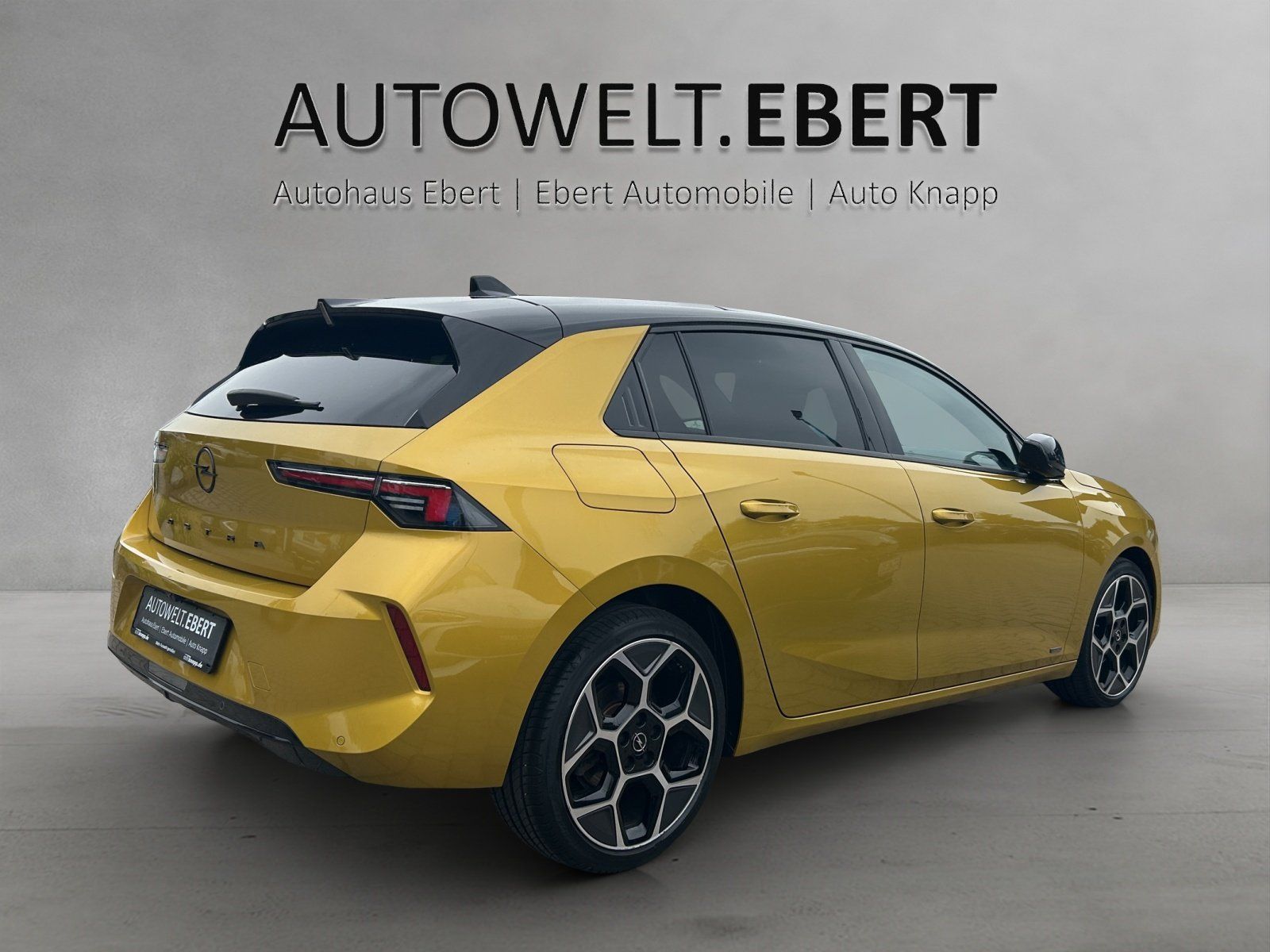 Fahrzeugabbildung Opel Astra 1.2 Turbo Ultimate/NAVI/360°Kanera/SHZ/LHZ