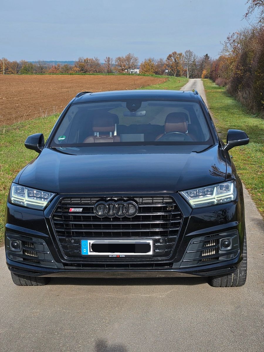 AUDI SQ7 4.0 TDI quattro tiptronic -