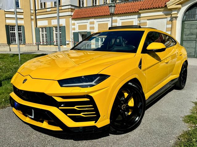 Lamborghini Urus  Akrapovic, Service neu , Vollausstattung