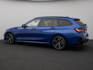 Fahrzeugabbildung BMW 330e Tour M Sport Komfortzugang Kamera 18"M LMR