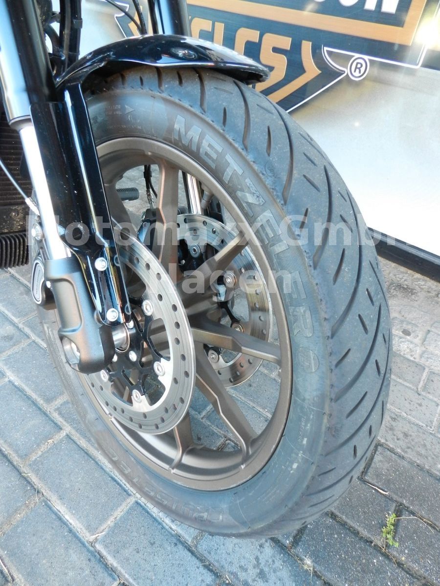 Fahrzeugabbildung Harley-Davidson Low Rider S CLUBSTYLE