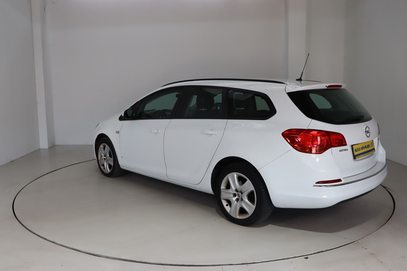 Fahrzeugabbildung Opel Astra Sports Tourer 1.4 ecoFLEX FUN