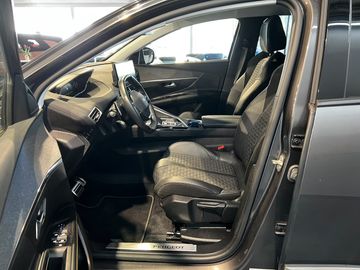 Bild 9 Peugeot 3008 Plug-In Hybrid Roadtrip - Navi | RFK | SHZ