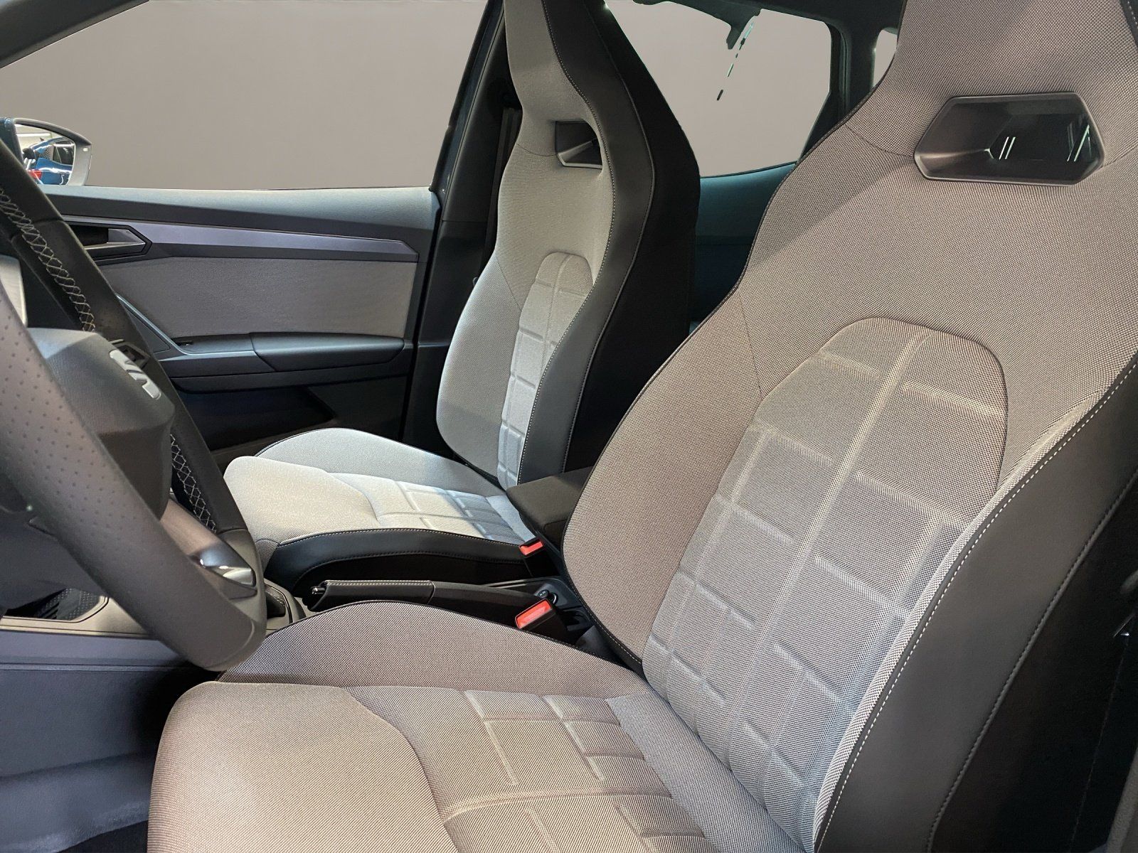 Seat Arona - Bild 8
