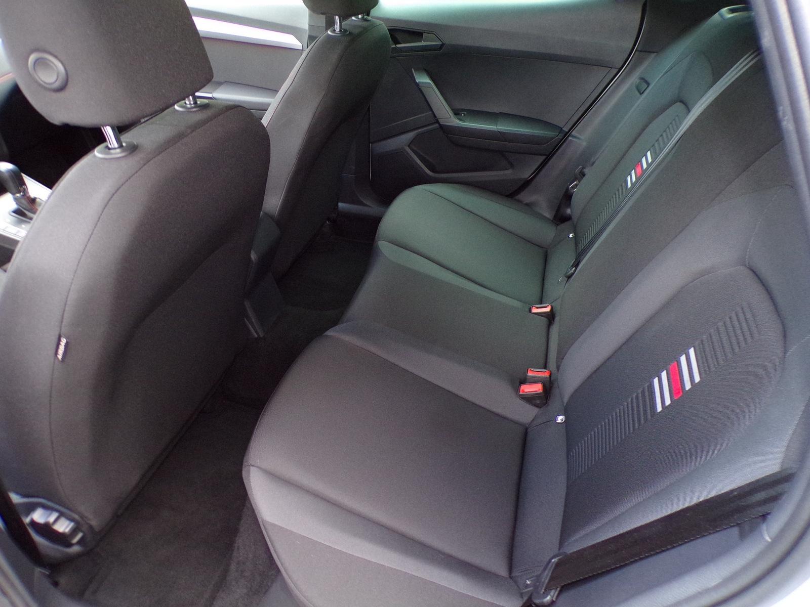 Seat IBIZA 1.0 TSI DSG FR / LED'S+17'+SITZHZG