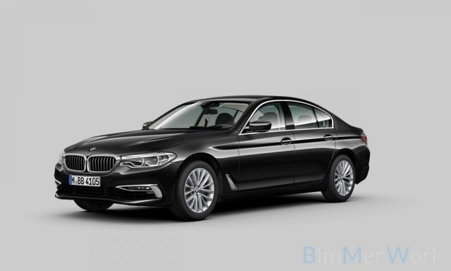 BMW 530i Luxury Line Kamera HUD Komfort Alarm Parkas