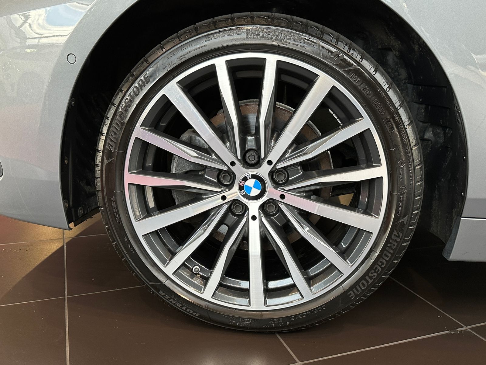 Fahrzeugabbildung BMW 218i Gran Coupe Advantage AHK LED ACC NAVI