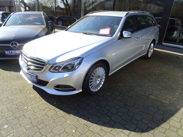 Mercedes-Benz E 220 T CDI BlueTec ELEGANCE AHK COMAND  LED