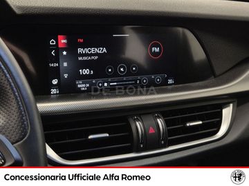 Alfa-Romeo Stelvio - 11