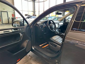 MYAUTOCENTER – Gebraucht- und Jahreswagen mit Werkstattservice in Pfaffenhofen Volkswagen Touareg *MEMORY*PANO*KEYLESS*AHK*StandHZ*PDC*