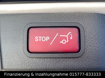 Mercedes V 220 - 10