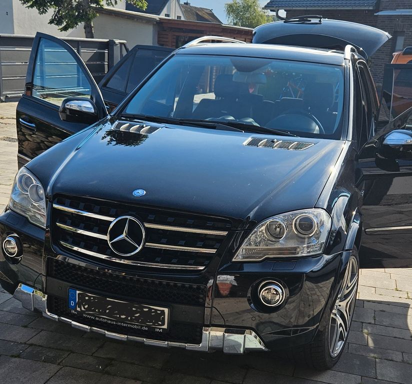 Mercedes-Benz ML 63 AMG