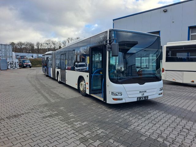 MAN A23 Lions City Gelenkbus Klima wenig KM