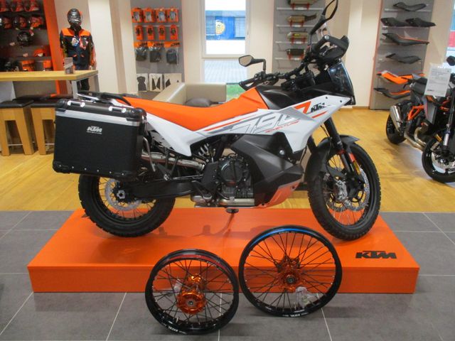 KTM 790 Adventure  2024  viel Zubehör!