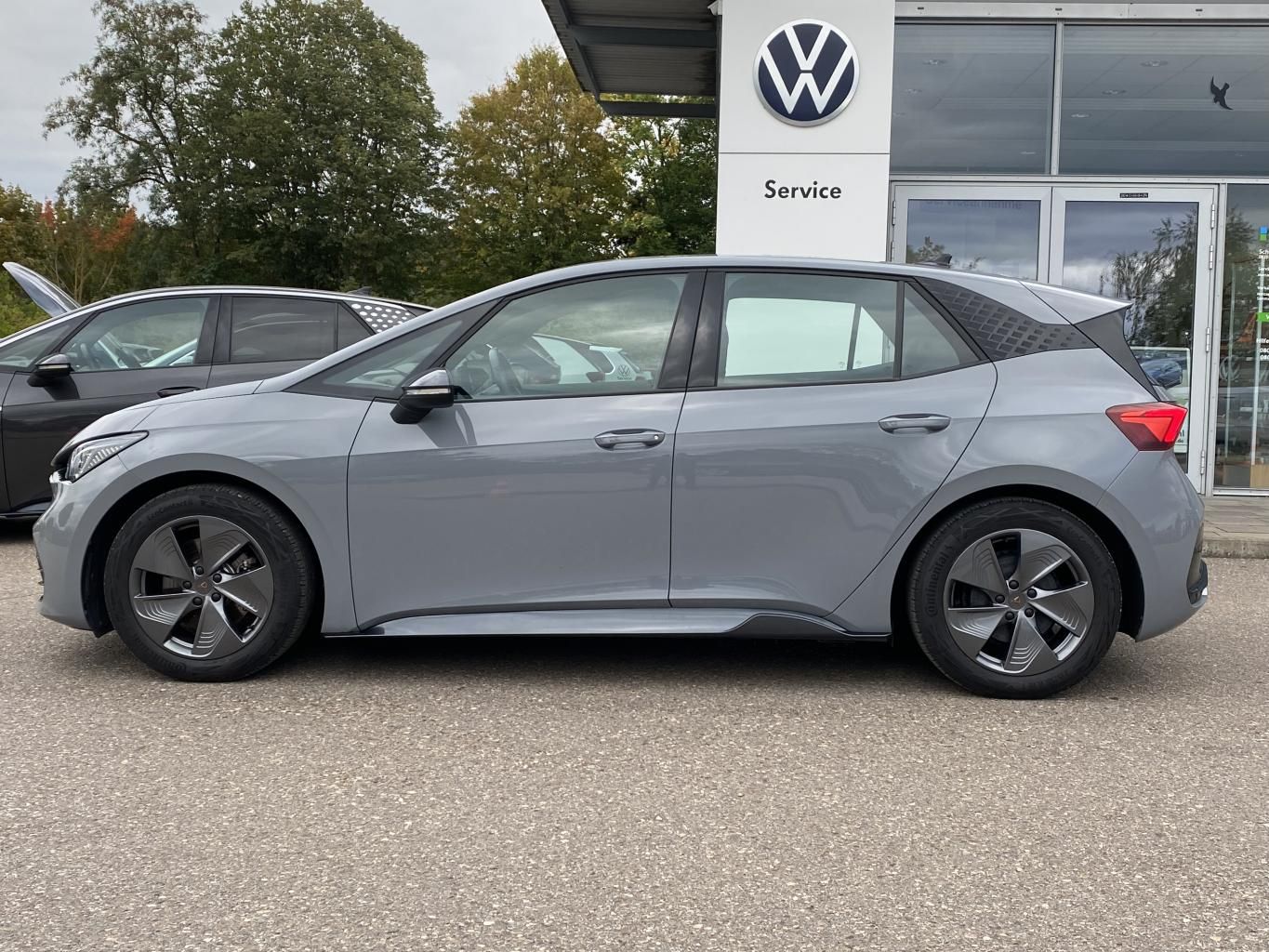 Cupra Born NAVI+KAMERA+LED+CCS+FULL-LINK+ACC+DAB+LANE- imagem 2