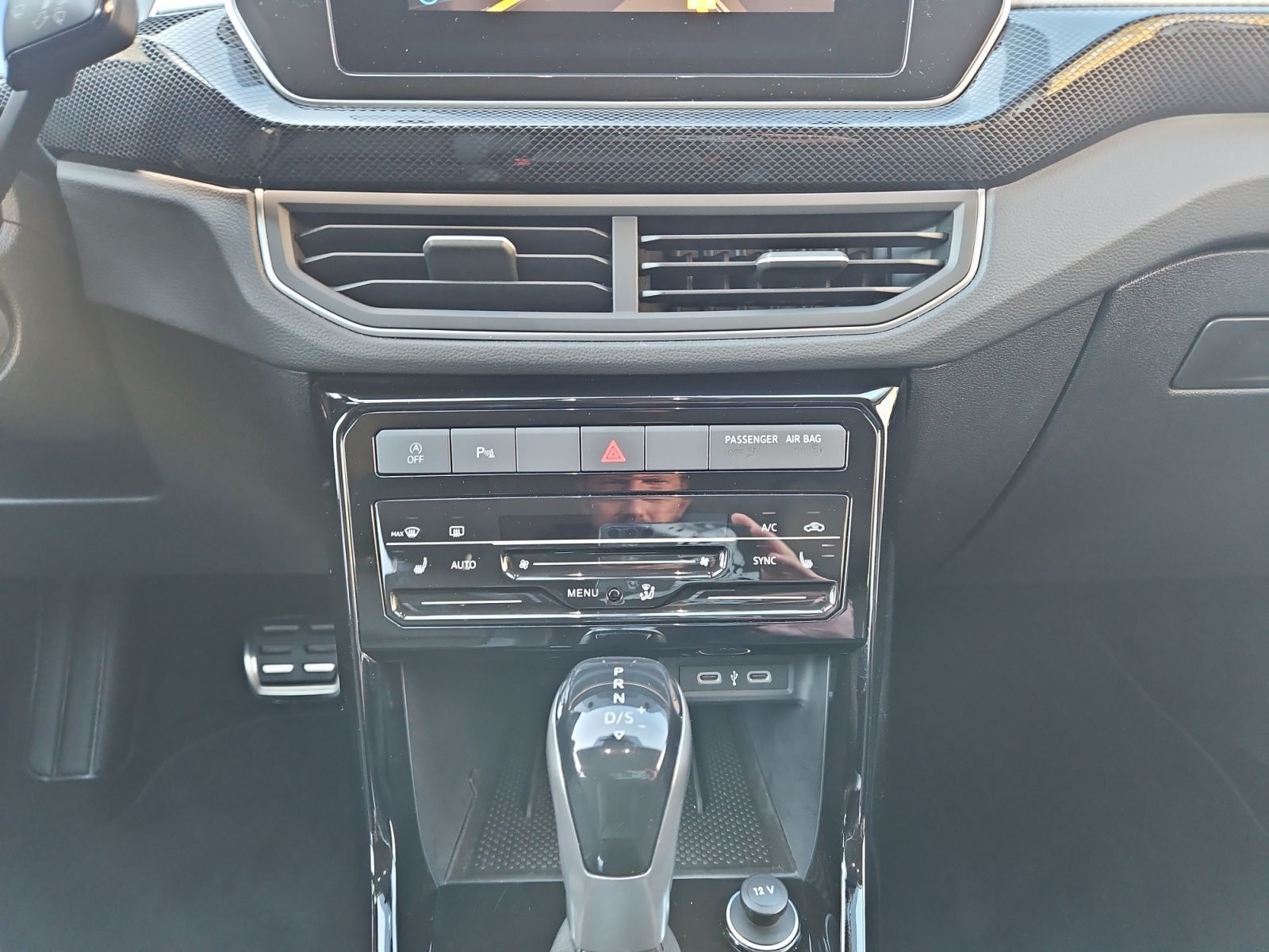 Volkswagen T-Cross - Bild 9