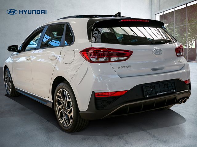 Hyundai i30 Spurhalteassistent Navi Digitales Cockpit